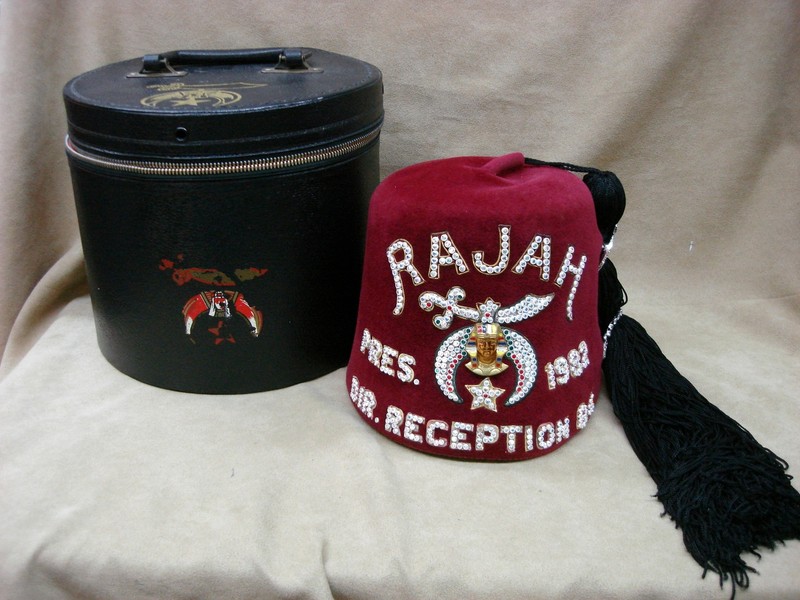 Vintage 1980s Masonic Rajah Temple Jeweled Fez with President Anthony Nizzardini's name, in case