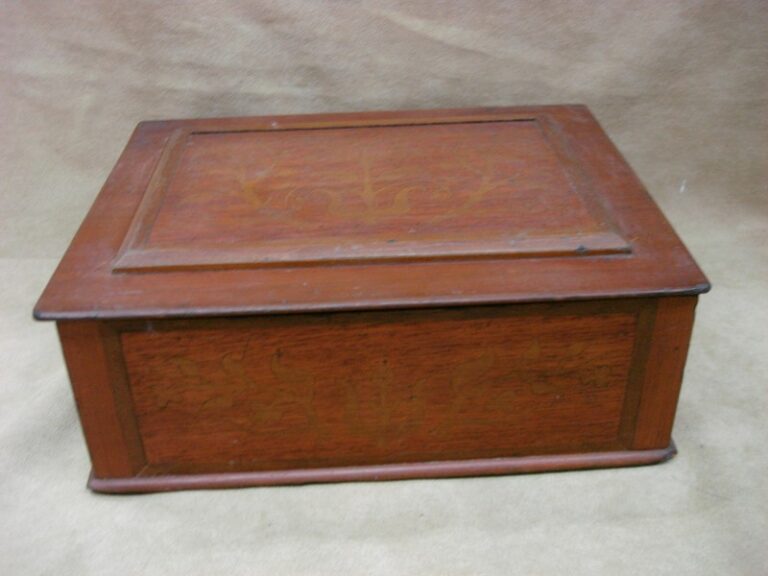 Antique wooden box with floral and pointer dog inlays, Conchas Bouquet tobacco box