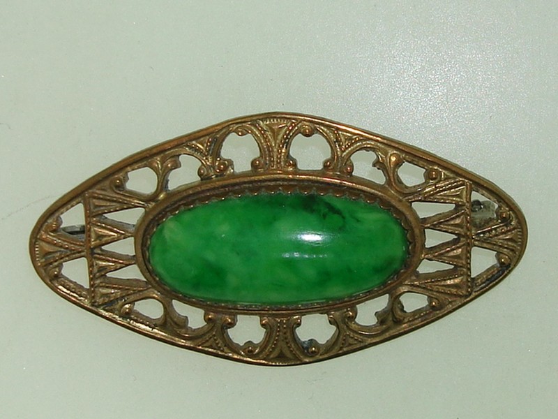 Antique Art Nouveau filigree brooch with Peking glass cabochon