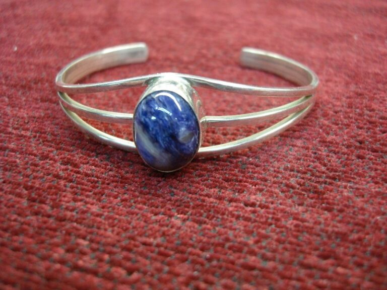Native American handmade sterling silver charoite bracelet