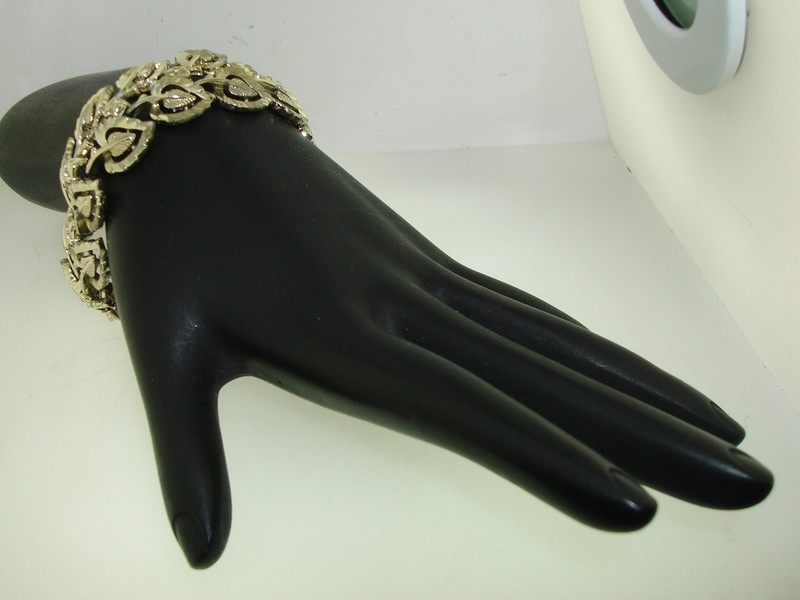 Vintage Coro gold-tone leaf bracelet with Pegasus logo, 1940s-50s