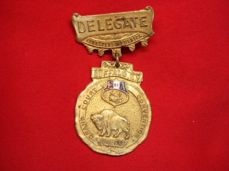 Vintage 1927 Foresters of America Delegate Badge