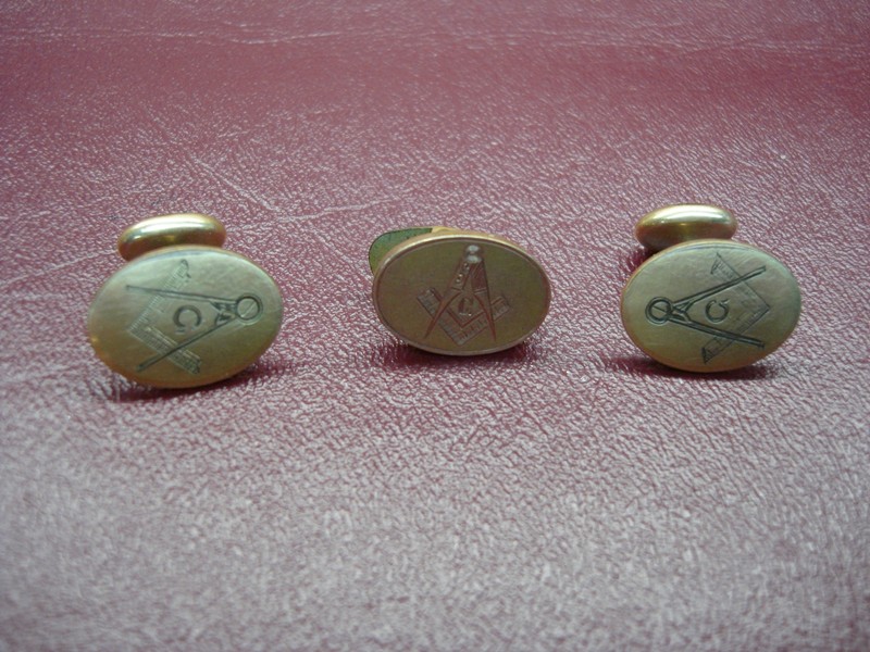 Vintage Masonic bean back cufflinks and collar clip