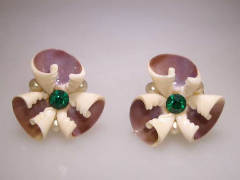 Pair of vintage 1940s lavender and white seashell earrings with rhinestones and faux pearls