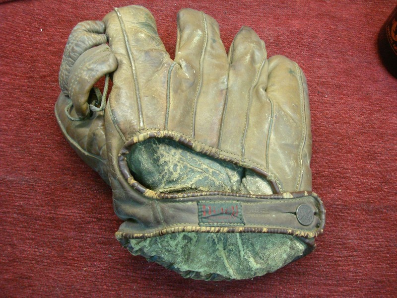 Vintage HUTCH Left-Handed Leather Baseball Mitt
