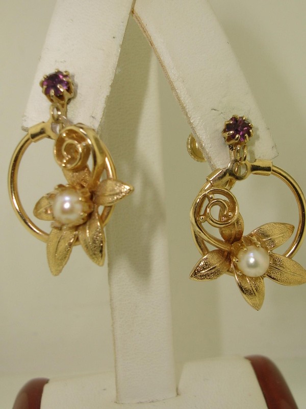 Vintage 1940s gold tone faux pearl and rhinestone dangle earrings