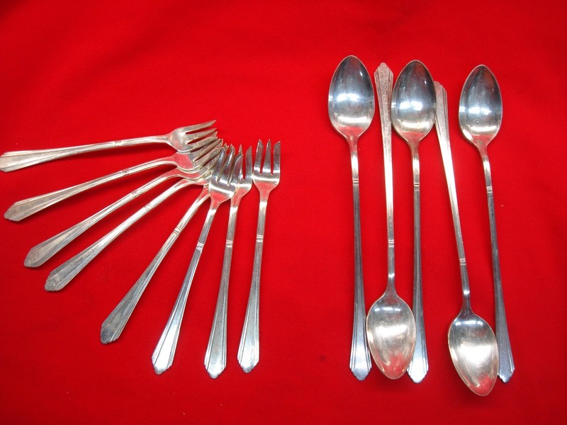 Vintage Wilshire Silver Plate Set of 8 Seafood Forks and 5 Ice Tea Spoons