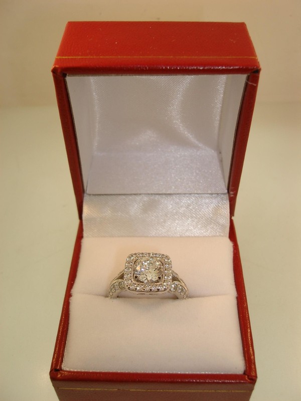 Stunning sterling silver halo engagement ring with 2ctw CZ stones, size 5