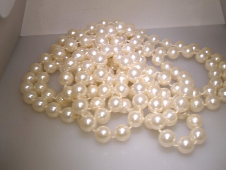 Vintage 1970s cream white faux pearl necklace, 84 inches long
