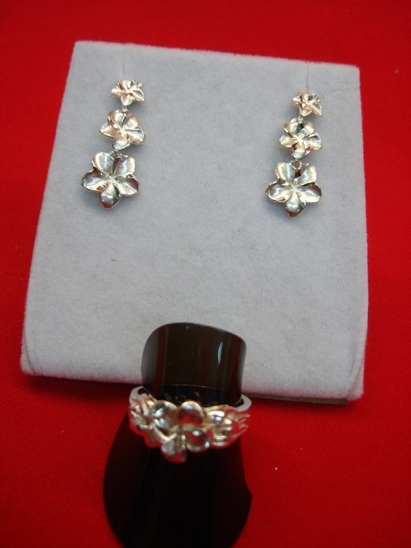 Sterling silver floral ring and earring set, size 7