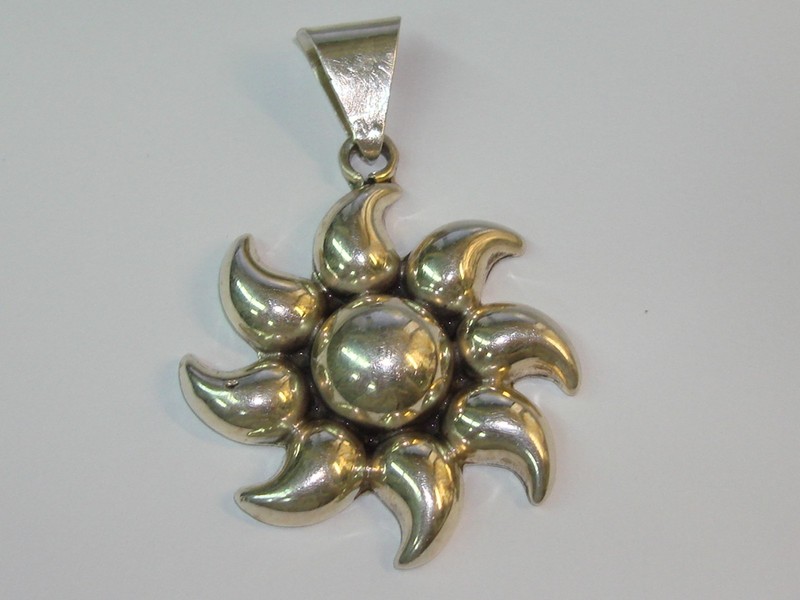 Vintage Mexican sterling silver sun pendant, TD-25, 925 silver