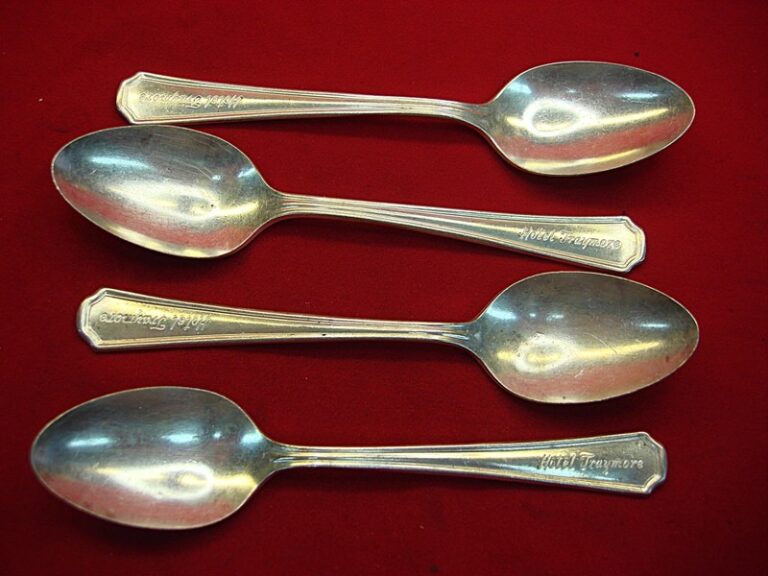 Set of four antique silver plate teaspoons from the Traymore Hotel in Atlantic City, New Jersey