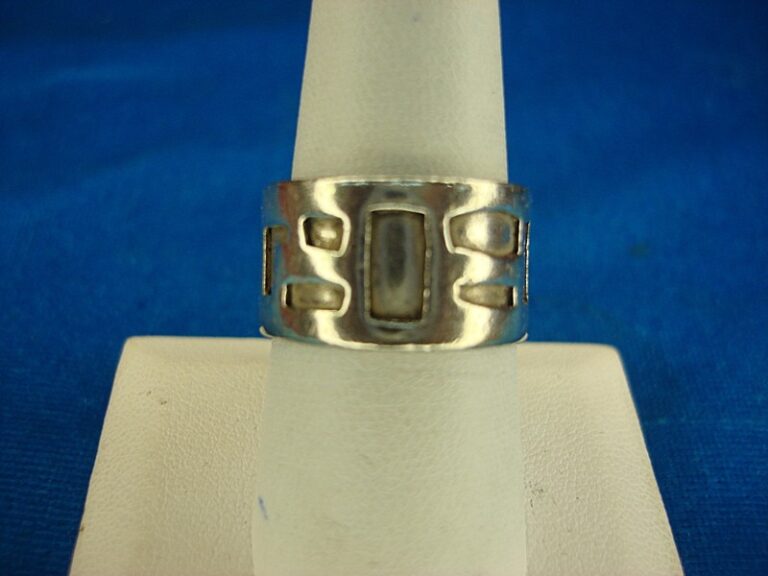 Sterling silver ring with unique stamped design, size 8 1/2