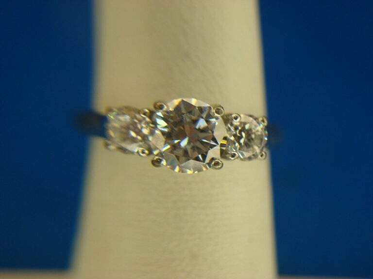 Sterling silver ring with cubic zirconia stones, size 5 1/4