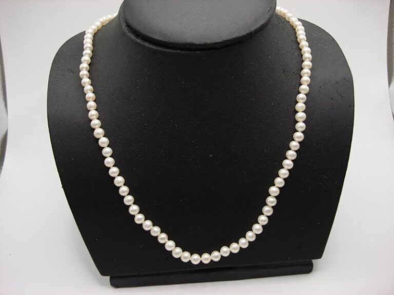 Creamy white freshwater pearl necklace with 14K gold clasp
