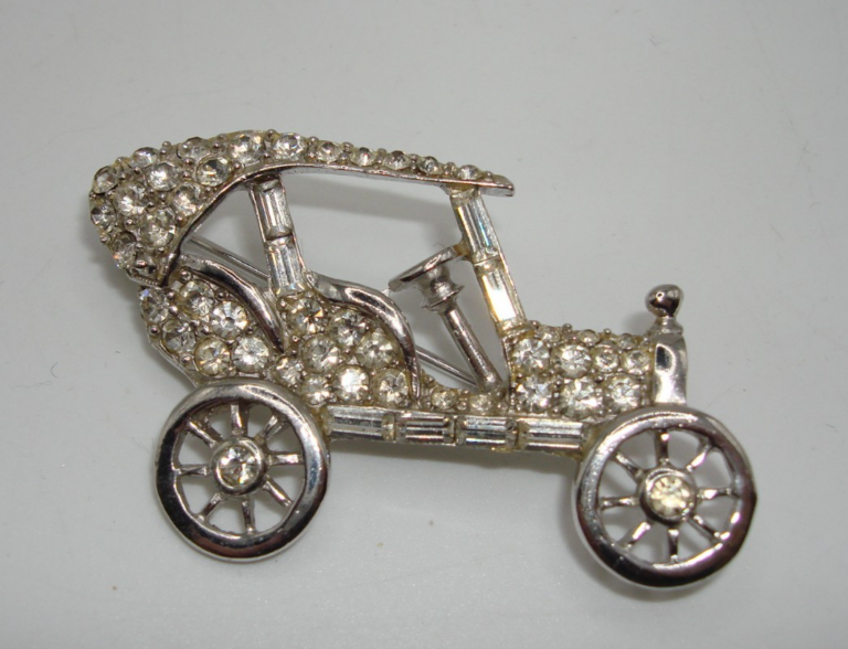 Vintage 1960s silver tone car brooch with rhinestones
