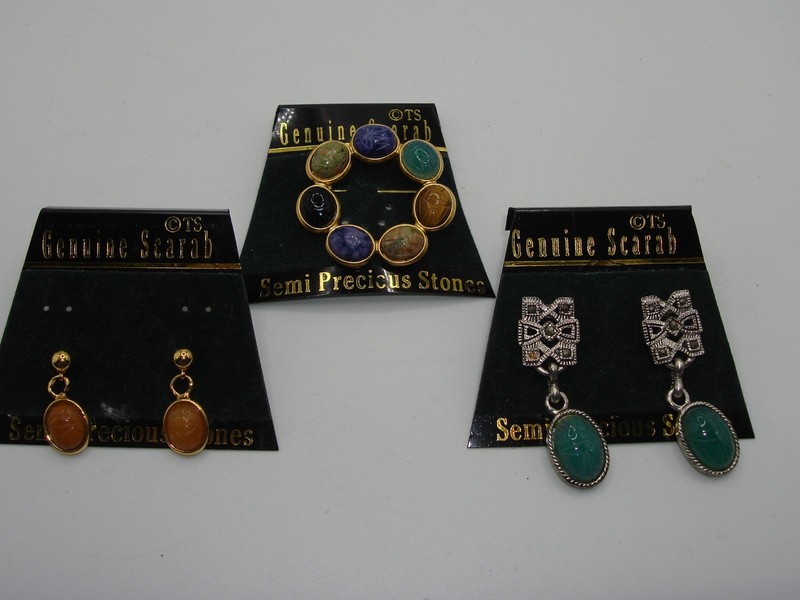 Vintage scarab jewelry set with earrings and brooch, new old stock estate find