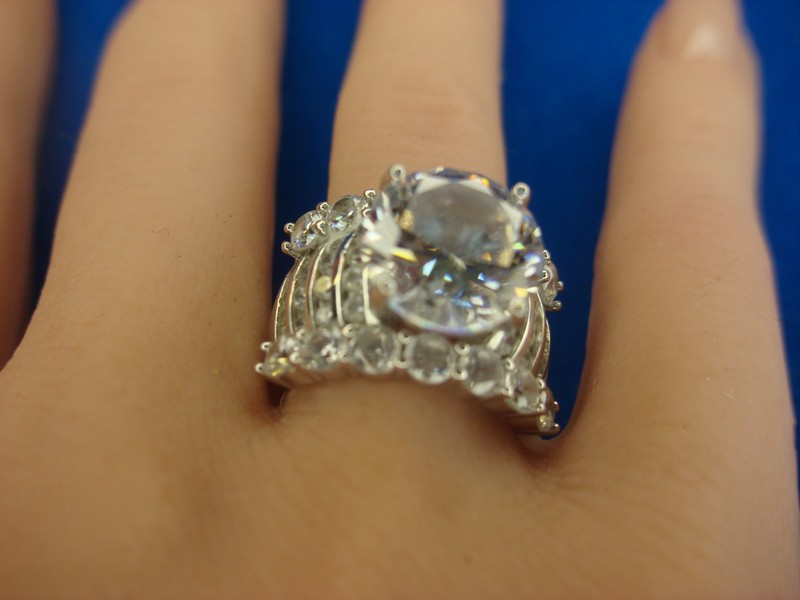 Sterling silver cocktail ring with large simulated diamond, size 7