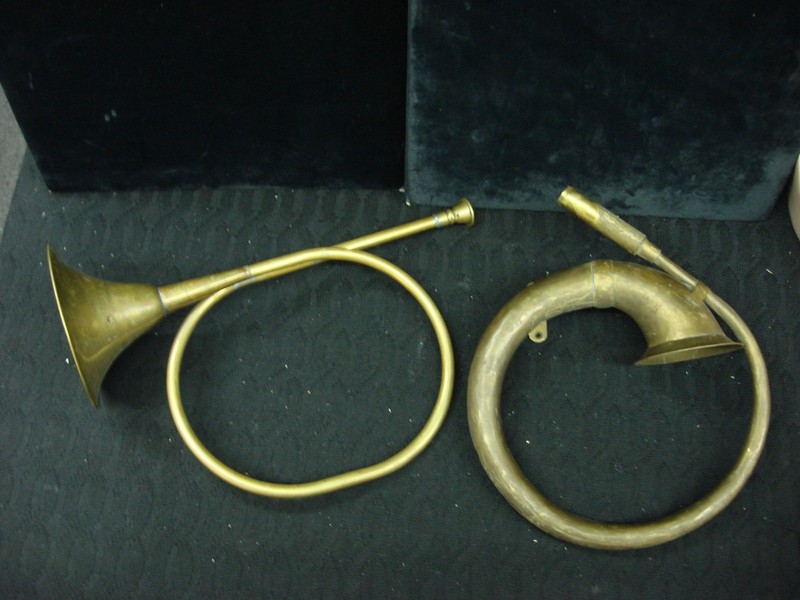 Pair of vintage brass horns, antique estate find
