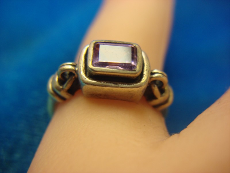 Vintage sterling silver ring with amethyst gemstone, size 8