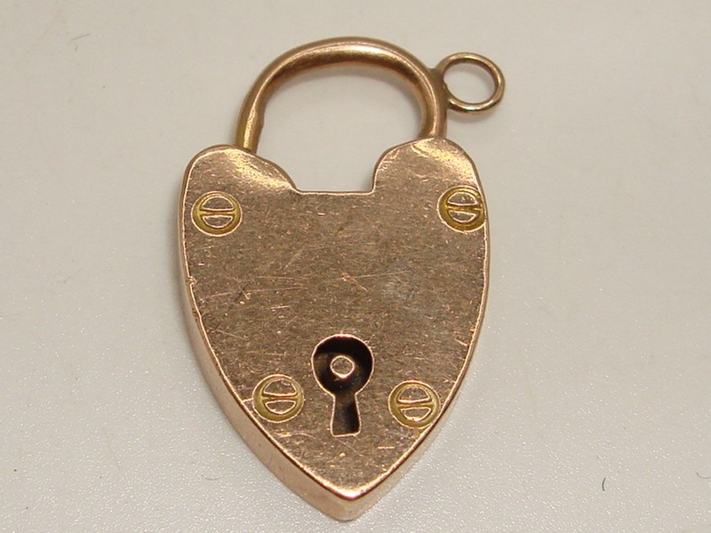 Antique Victorian 9ct rose gold heart charm/pendant