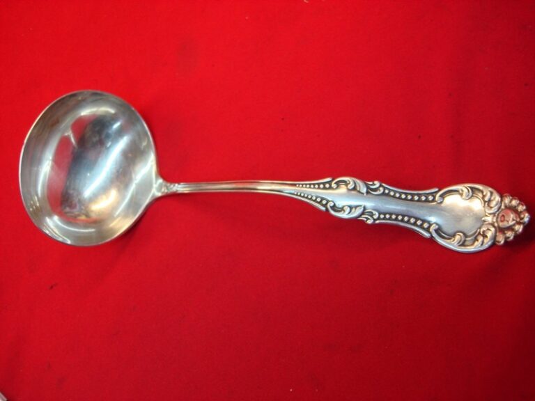 Vintage Wm. A. Rogers A1 Silverplate Ladle