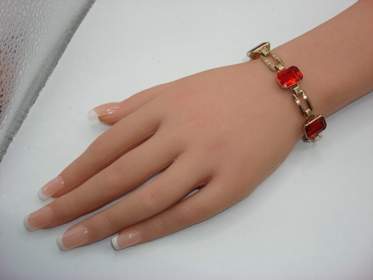 Vintage Engle Bros. Art Deco red paste bracelet in 10K gold filled