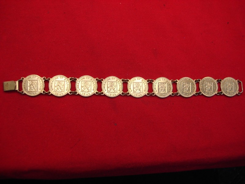 Vintage WWII Liberation of Belgium coin bracelet, gold-washed, size 7 1/4