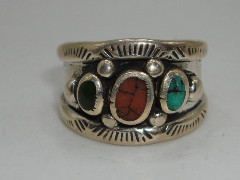 Vintage Navajo Sterling Silver Ring with Turquoise & Coral