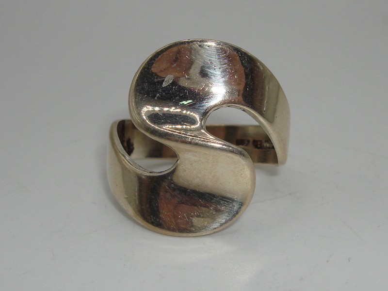 Vintage Israeli sterling silver 925 swirl band ring, size 6